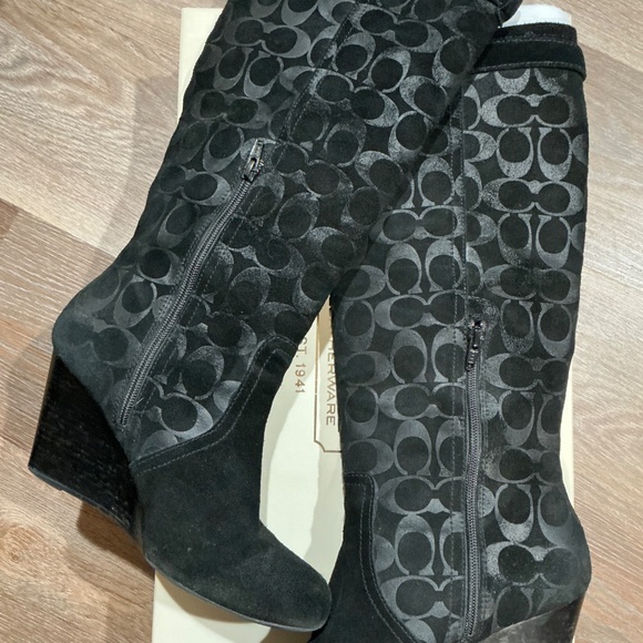 Coach Angie Y2K suede boots - Picture 5 of 7